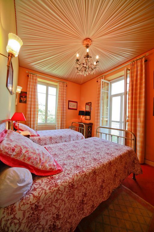Bed and Breakfast Au Relais Fleuri Gilette Esterno foto